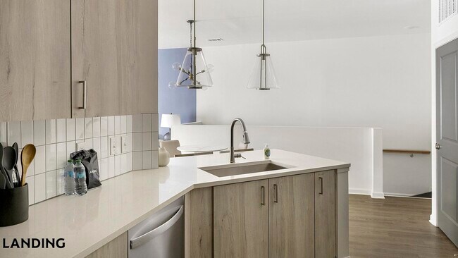 Foto del edificio - 560 Jack Clift Blvd