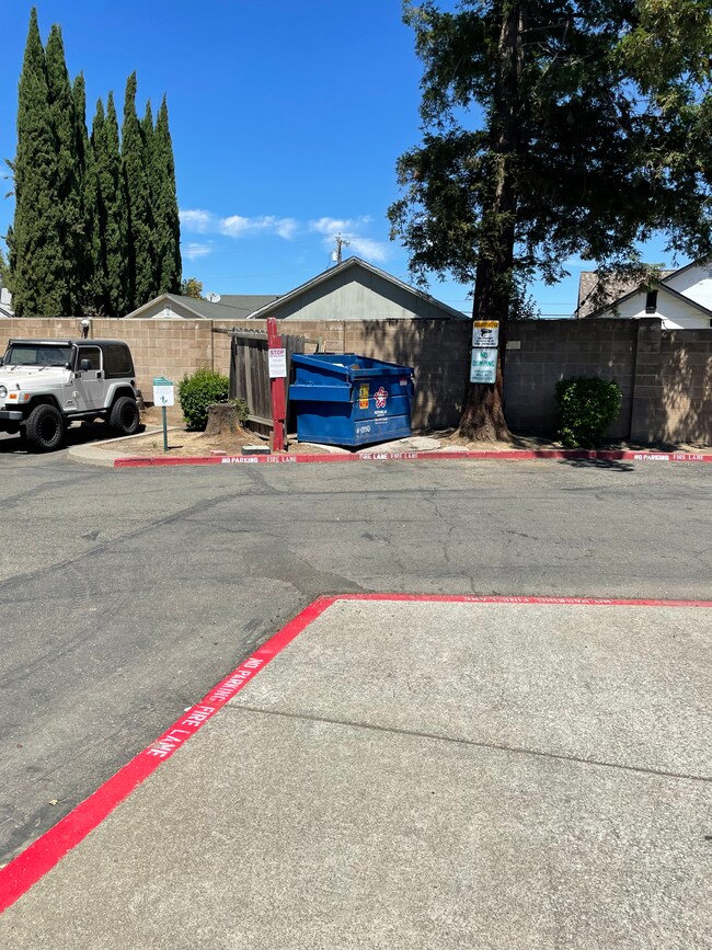 Building Photo - 225 Pennsylvania Ave