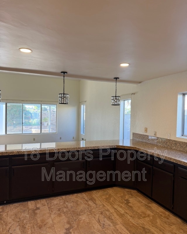 Foto del edificio - 3012 Skipper St