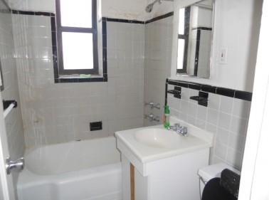 Interior Photo - The Elmray