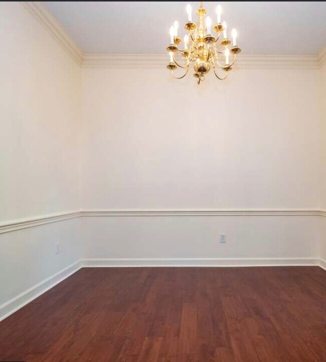 Foto del edificio - 505 Parkway Rd