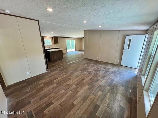 Building Photo - 454 Old Enochs Rd