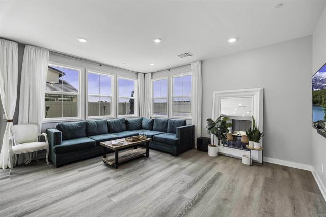 Foto del edificio - 6691 Encelia Pl