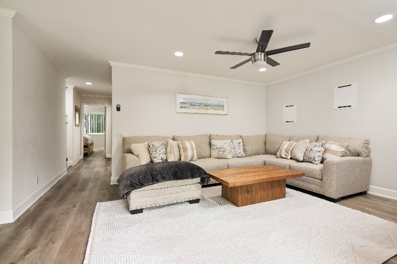 Foto principal - 8503 Villa La Jolla Dr