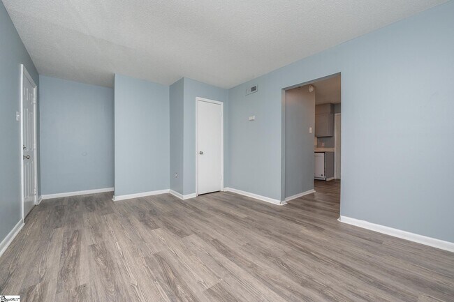 Building Photo - 1A1A-651B White Horse Rd