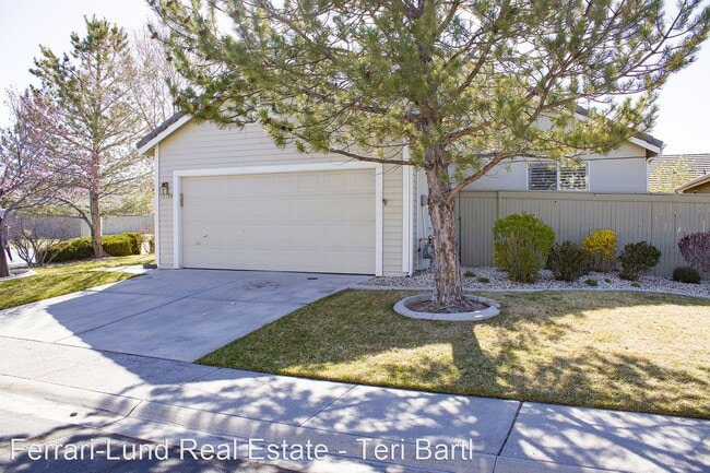 Building Photo - 3 br, 2 bath House - 10160 Donner Peak Dr