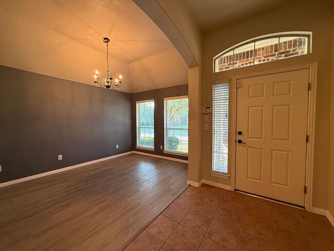 Building Photo - 8014 Wilmington Dr