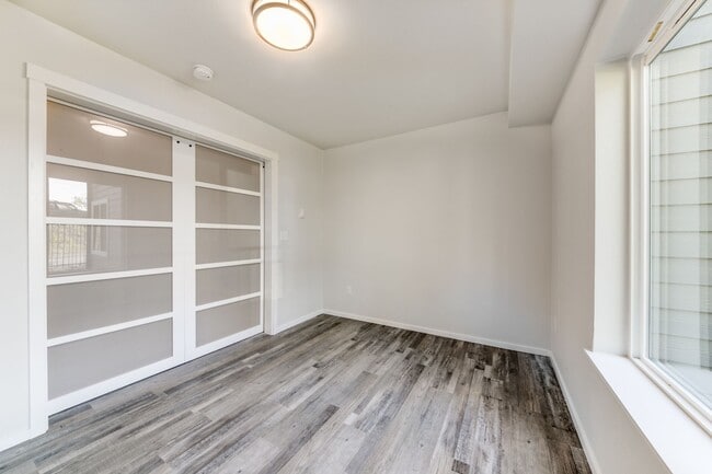 Interior Photo - Paddington Place