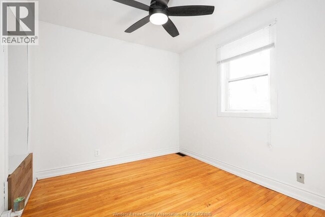 Building Photo - 1567 Cataraqui St
