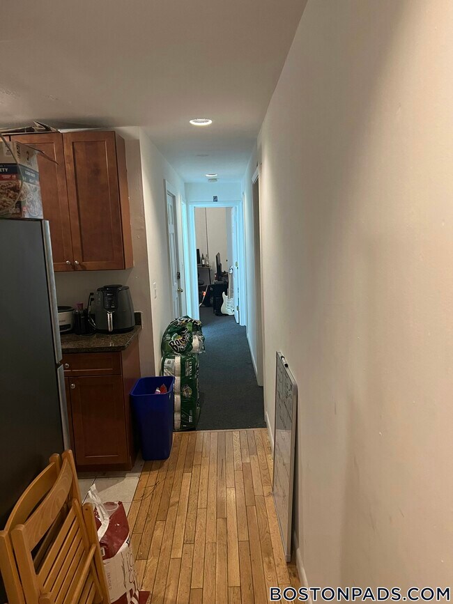 Foto del edificio - 10 Parker Hill Ave