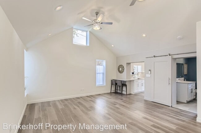 Foto del edificio - 1 br, 1 bath House - 1157 Josephine St