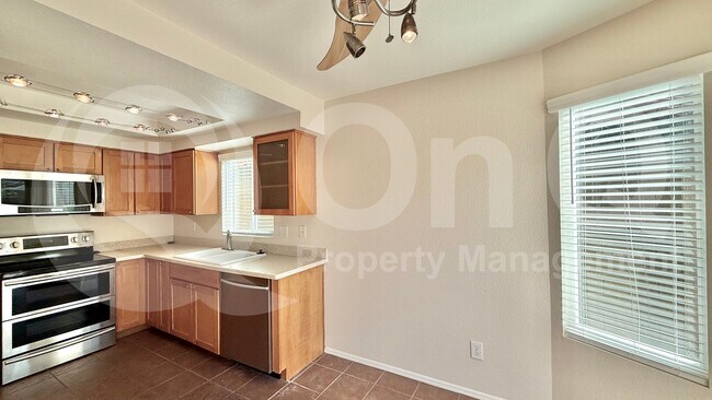 Foto del edificio - 2283 W Orchid Ln