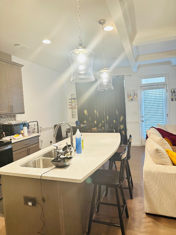 Foto del edificio - 2808 Ellis Pointe Ave