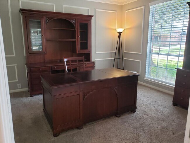 Foto del edificio - 7106 Glenwood Dr