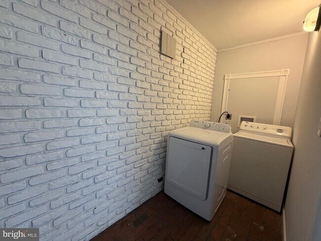 Foto del edificio - 705 W White Horse Pike