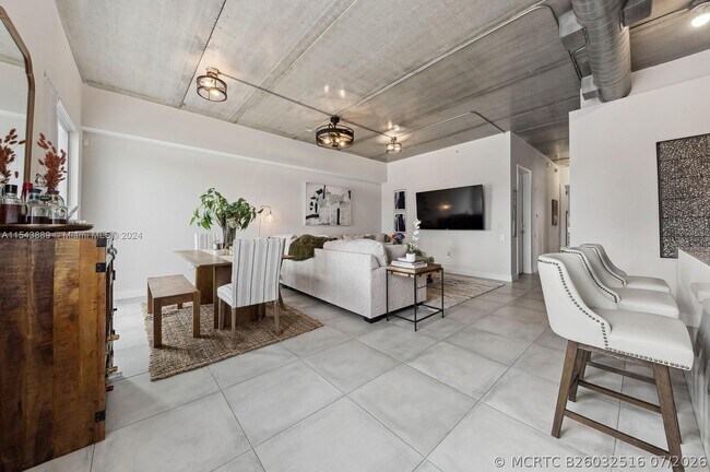 Foto del edificio - 111 SE 2nd St
