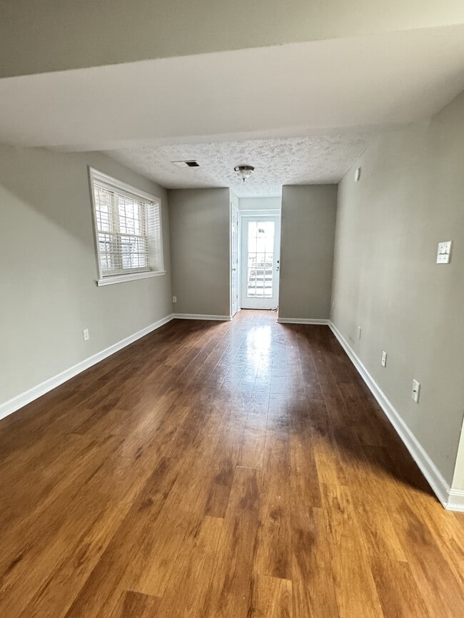 Building Photo - 111 Hiawatha Trail