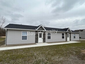 Building Photo - 103-107 E Pearl St