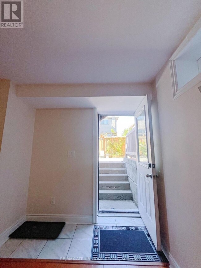 Building Photo - 4576 Centretown Way