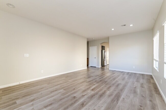 Foto del edificio - 913 E Malibu Sands Ave