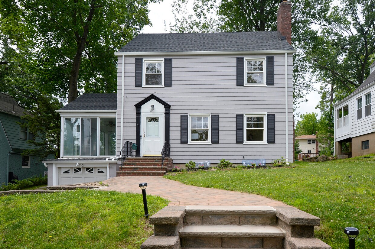 91 Hillside Ave, Verona, NJ 07044 House Rental in Verona, NJ