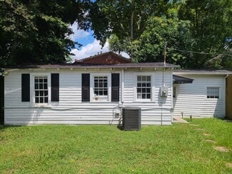 Building Photo - 1256 Eberhart Ave
