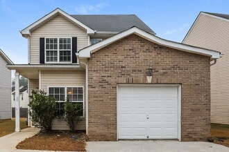 Building Photo - 7796 Newbury Dr