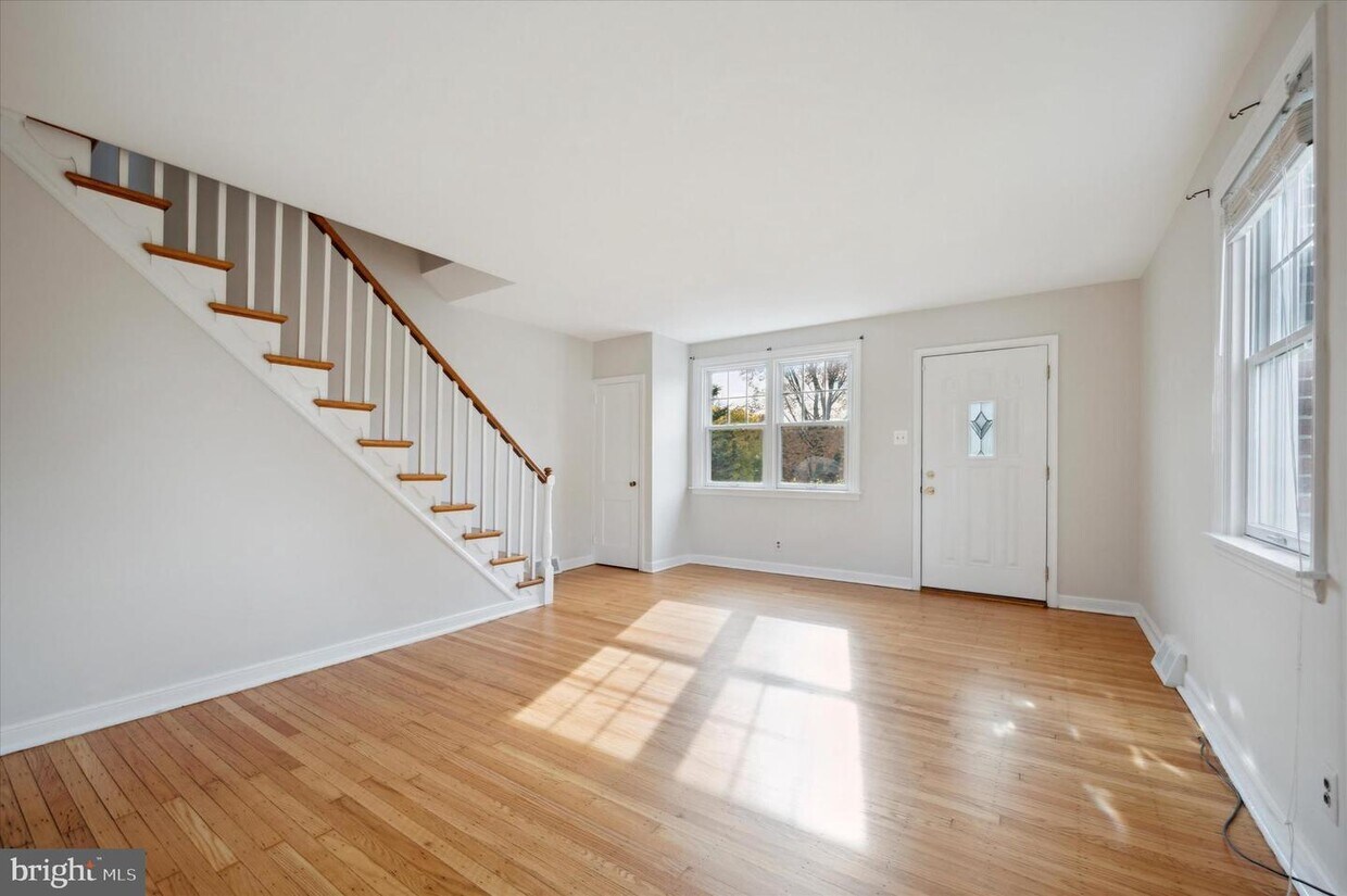 7703 Beech Ln, Wyndmoor, PA 19038 House Rental in Wyndmoor, PA