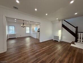 Building Photo - 1017 Grandview Ave