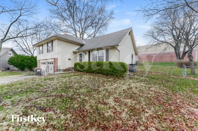 Building Photo - 9603 Hardy St