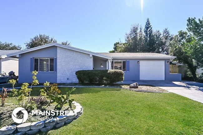 Building Photo - 4010 Stratfield Dr