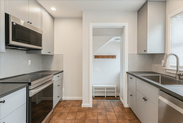 Foto del edificio - 1718 Chandler Rd