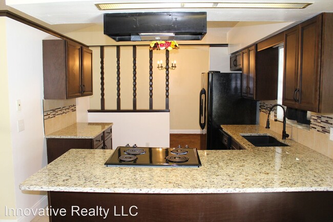 Foto del edificio - 3 br, 2 bath House - 6118 Beaumont Avenue