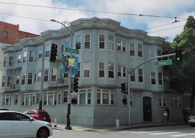 Building Photo - 305 Franklin St