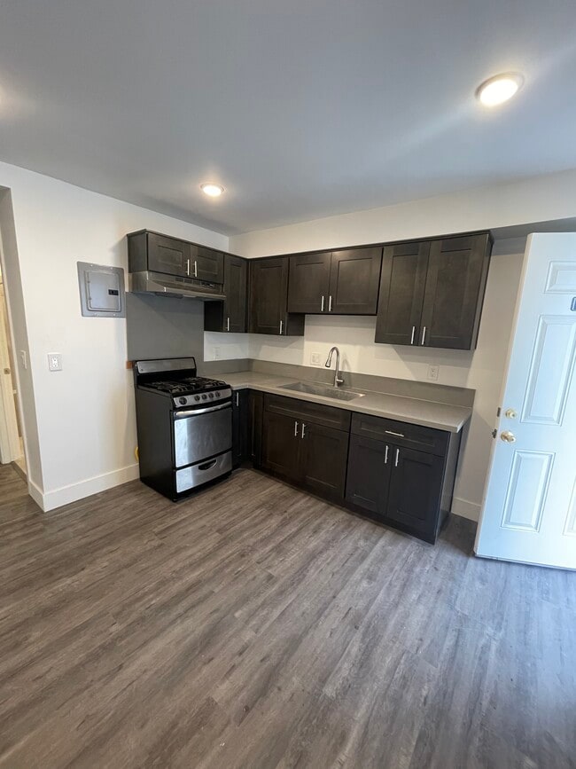 Building Photo - 210 W 57th St