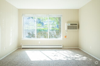 2 BR, 1 BA - The Shakespeare - Shoreview Apartments