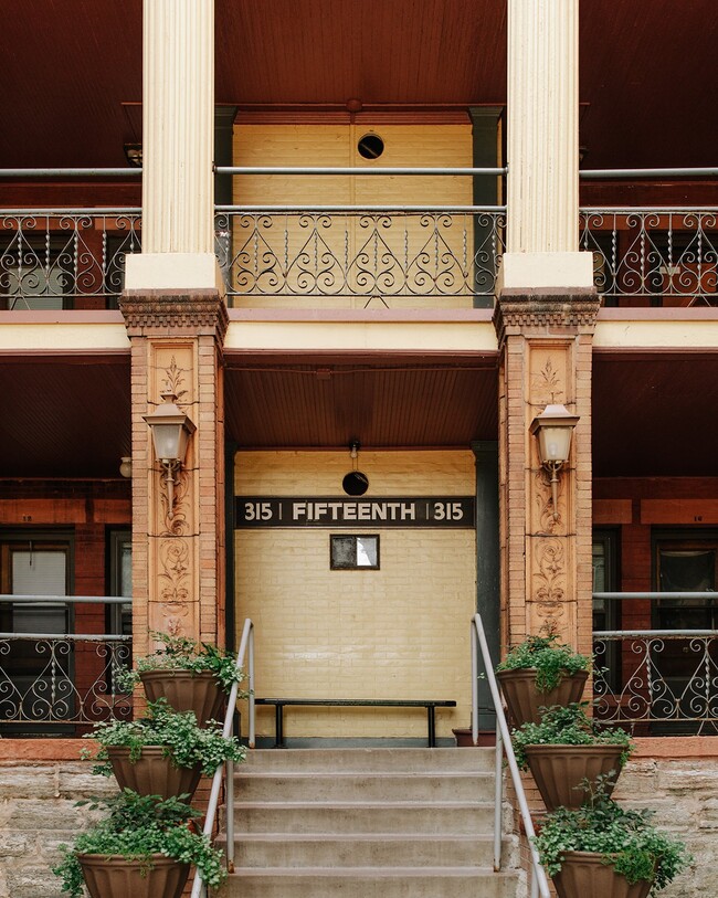 Building Photo - Loring Park Apartments