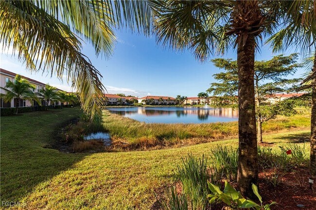 Foto del edificio - 8880 Via Isola Court