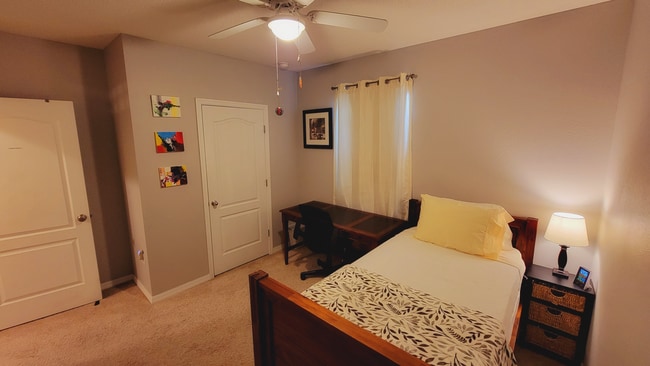 Photo - 384 Aberdeen Dr House