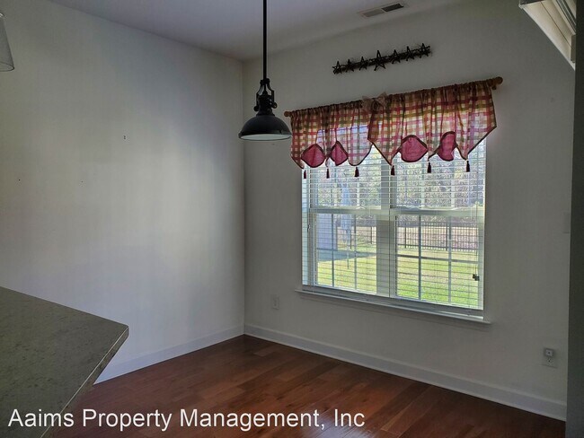 Building Photo - 3 br, 2 bath House - 2034 Maitland Drive