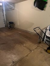 Building Photo - 2422 Mayfield Dr