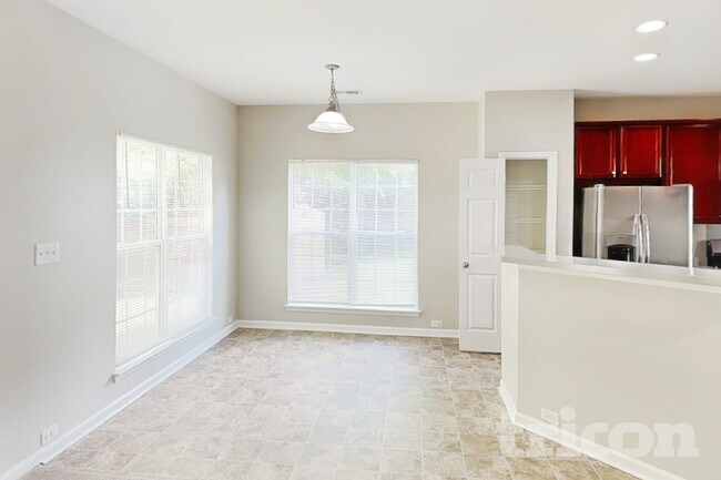 Foto del edificio - 1049 Reigate Rd