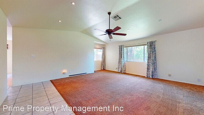 Foto del edificio - 3 br, 2 bath House - 1152 Menlo Avenue