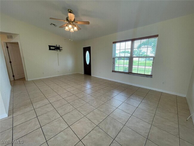 Foto del edificio - 1125 NW 12th Ln