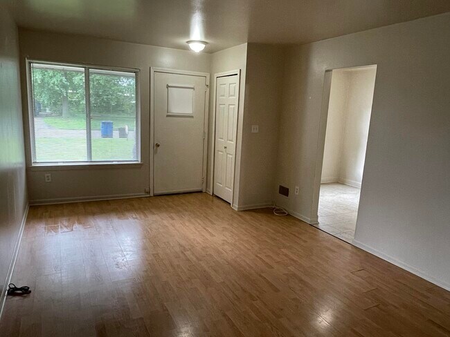 Foto del edificio - 34811 Pardo St
