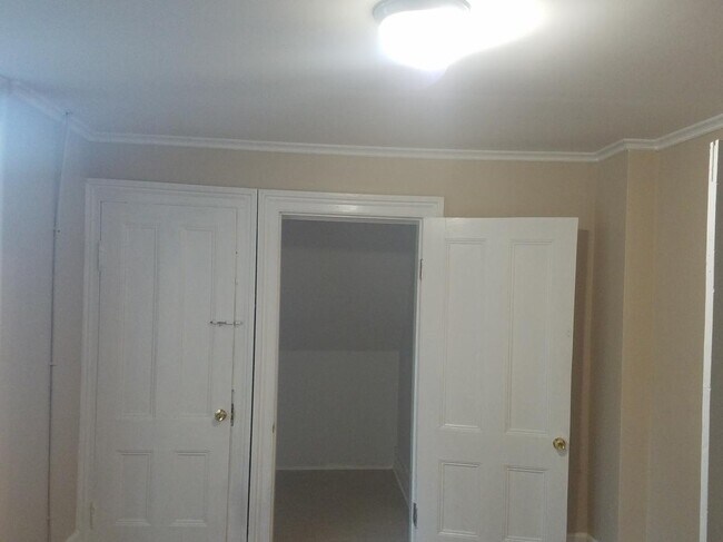 Dormitorio número 2 - 145 Broad St