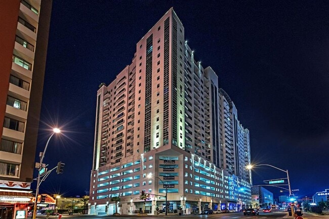 Building Photo - 150 Las Vegas Blvd N