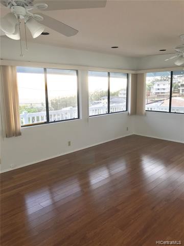 Building Photo - 1445 Alewa Dr