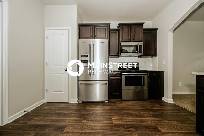 Building Photo - 4 Bedroom Pet-Friendly Home in MCDONOUGH, ...