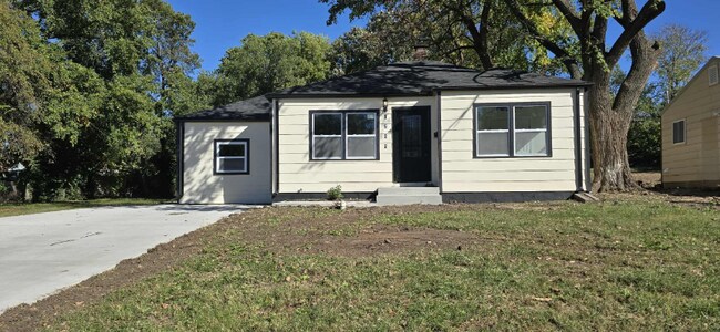 Foto del edificio - 1522 N Estelle Ave